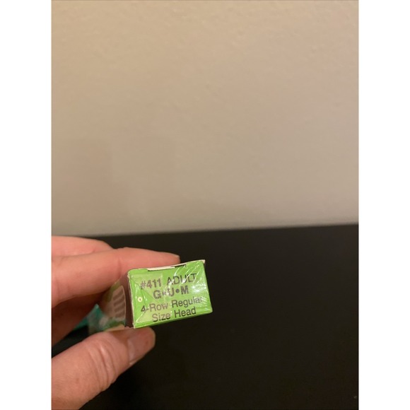 Butler GUM ToothBrushes Adult Regular Soft 411 Purple /soft‎ Tapered 308 Blue - Picture 4 of 7